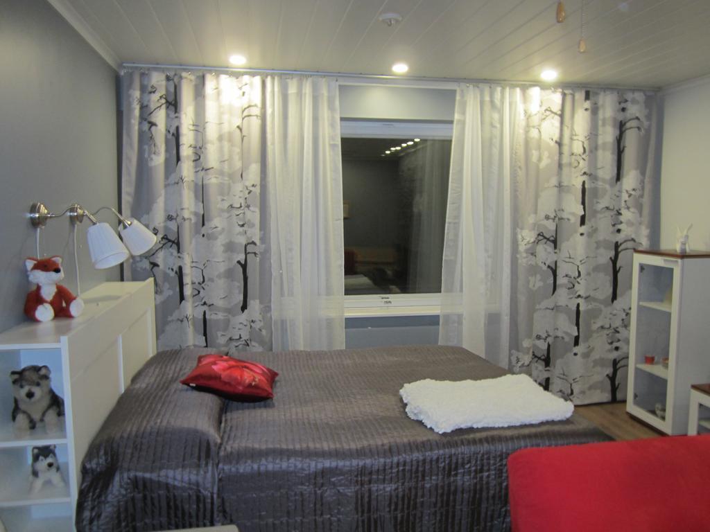 Piriko Apartments Ροβανιέμι Δωμάτιο φωτογραφία
